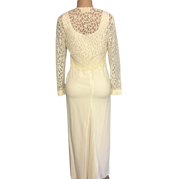 Scott McClintock Vintage Ivory Wedding Dress - Picture 10 of 14